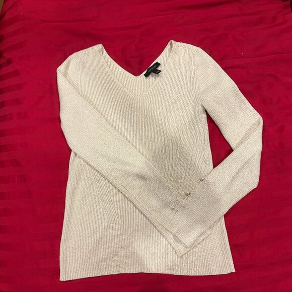 Ann taylor vneck glittery cream long sleeved Top w/ pearl beads on sleeves SMALL - Picture 2 of 3